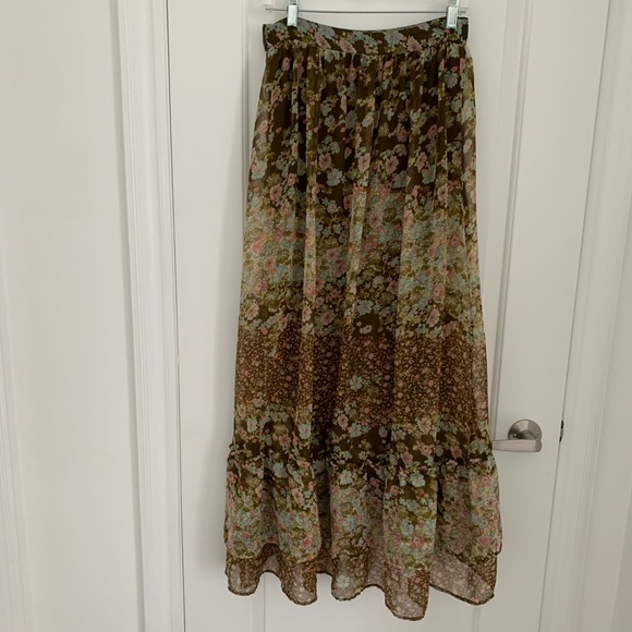 H&M Floral Maxi Skirt side Zipper size 6 - Picture 4 of 7